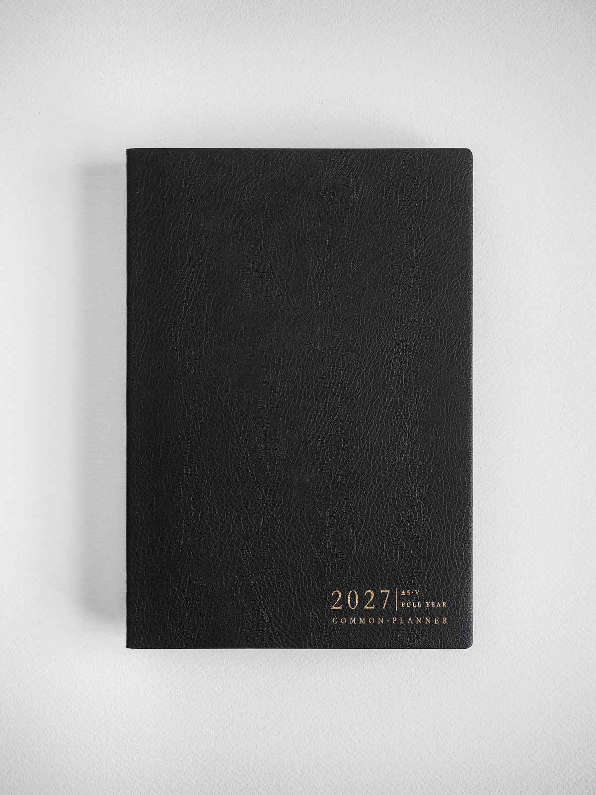 2027 A5 Vertical Full year planner interior layout in Onyx #color_onyx