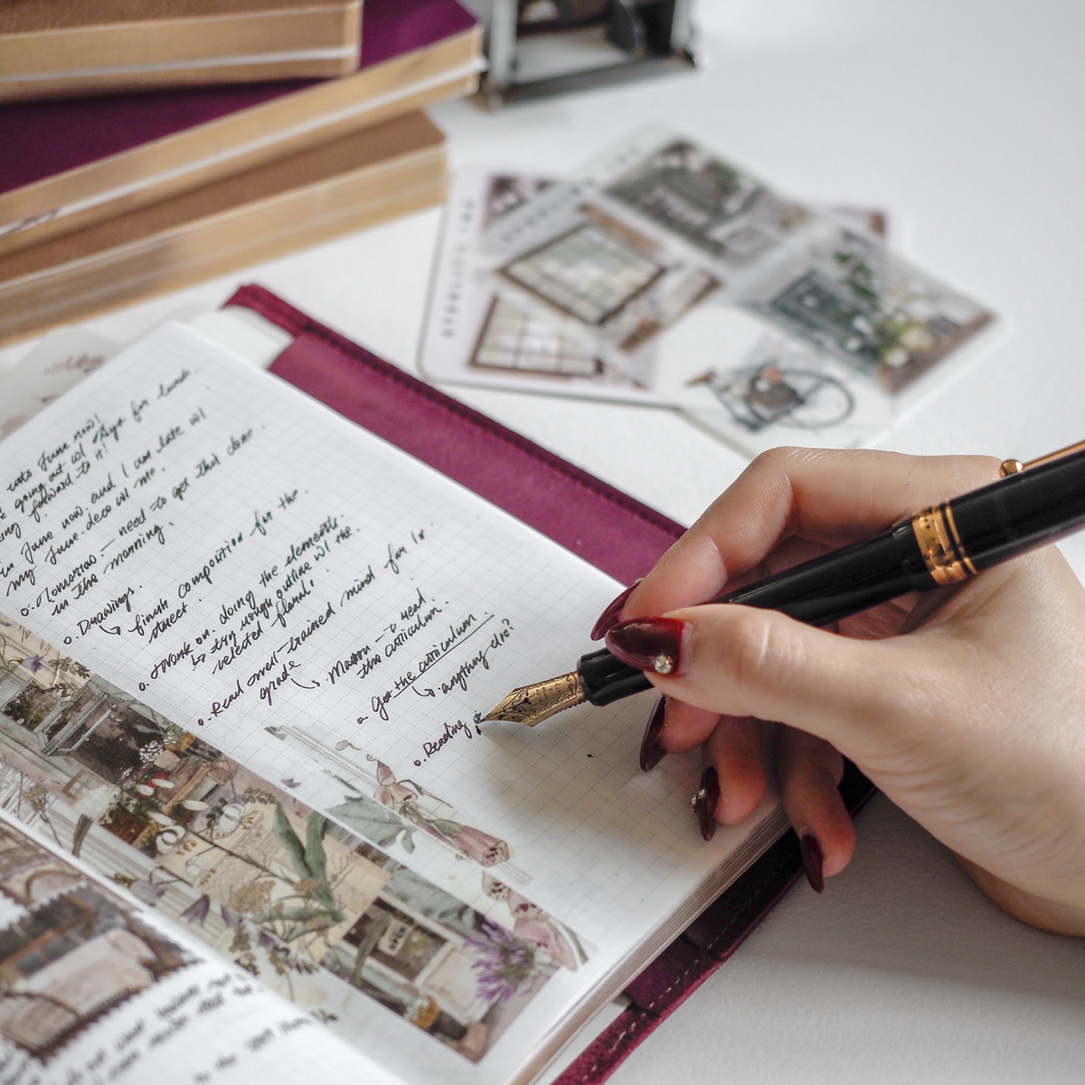 STAY ORGANIZED