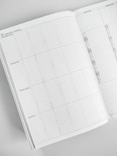 Load image into Gallery viewer, B5 Horizontal Full Year | 2025 Common Planner (In-Stock)
