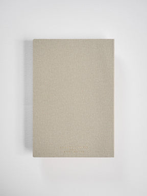 2027 A5 planner back cover in Linen #color_linen