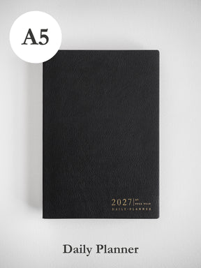 2027 A5 Daily Daily planner front cover in Onyx #color_onyx