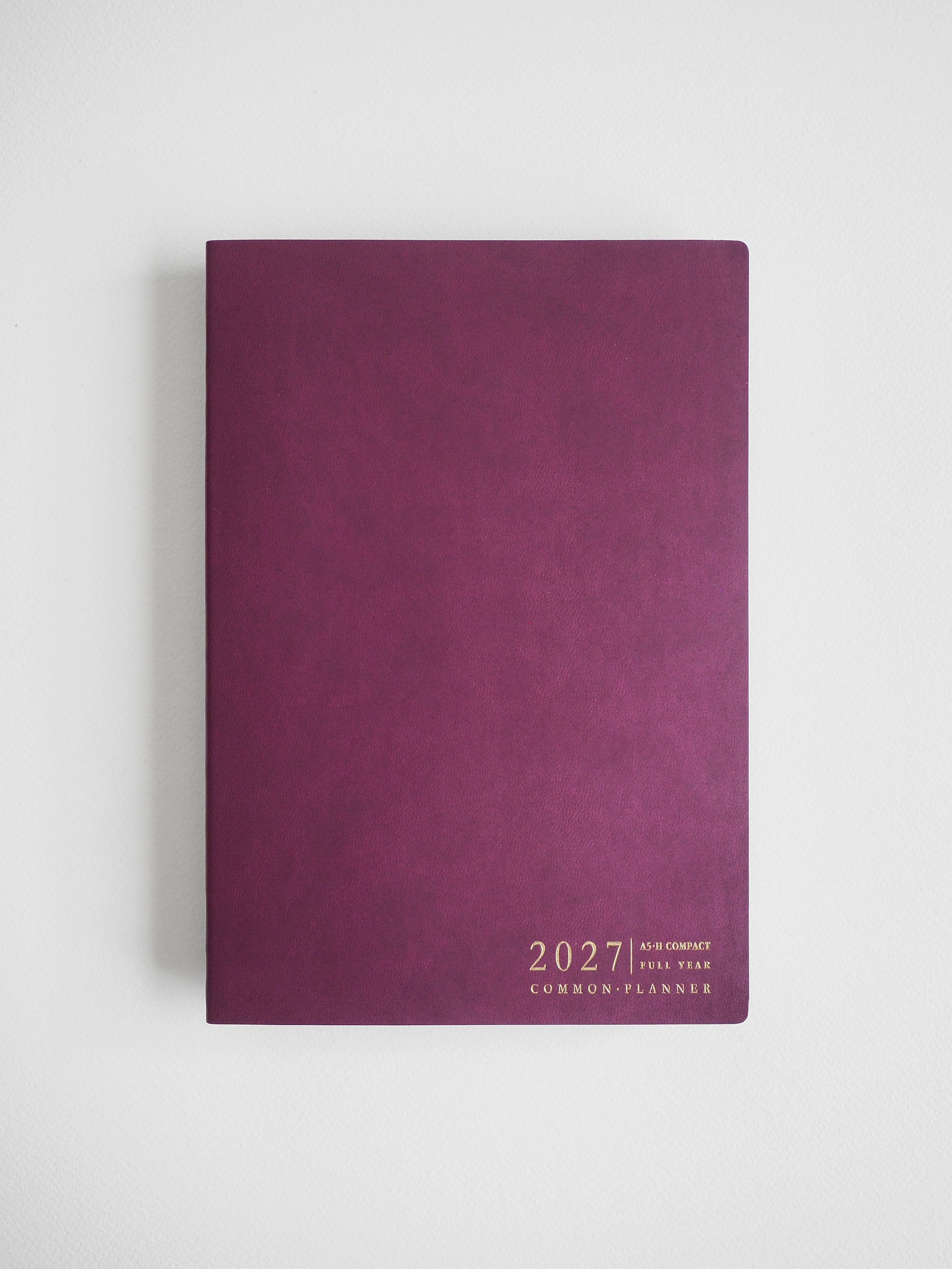 2027 A5 Horizontal Compact planner interior layout in Mulberry #color_mulberry