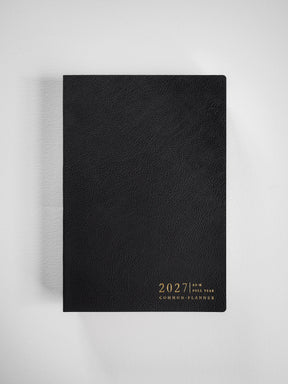 2027 A5 Horizontal Full year planner interior layout in Onyx #color_onyx