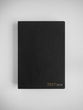 2027 A5 Horizontal Core planner interior layout in Onyx #color_onyx